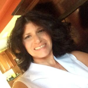 Meet your Posher, Michele